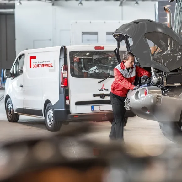 Deutz-Daimler-Mercedes-Services